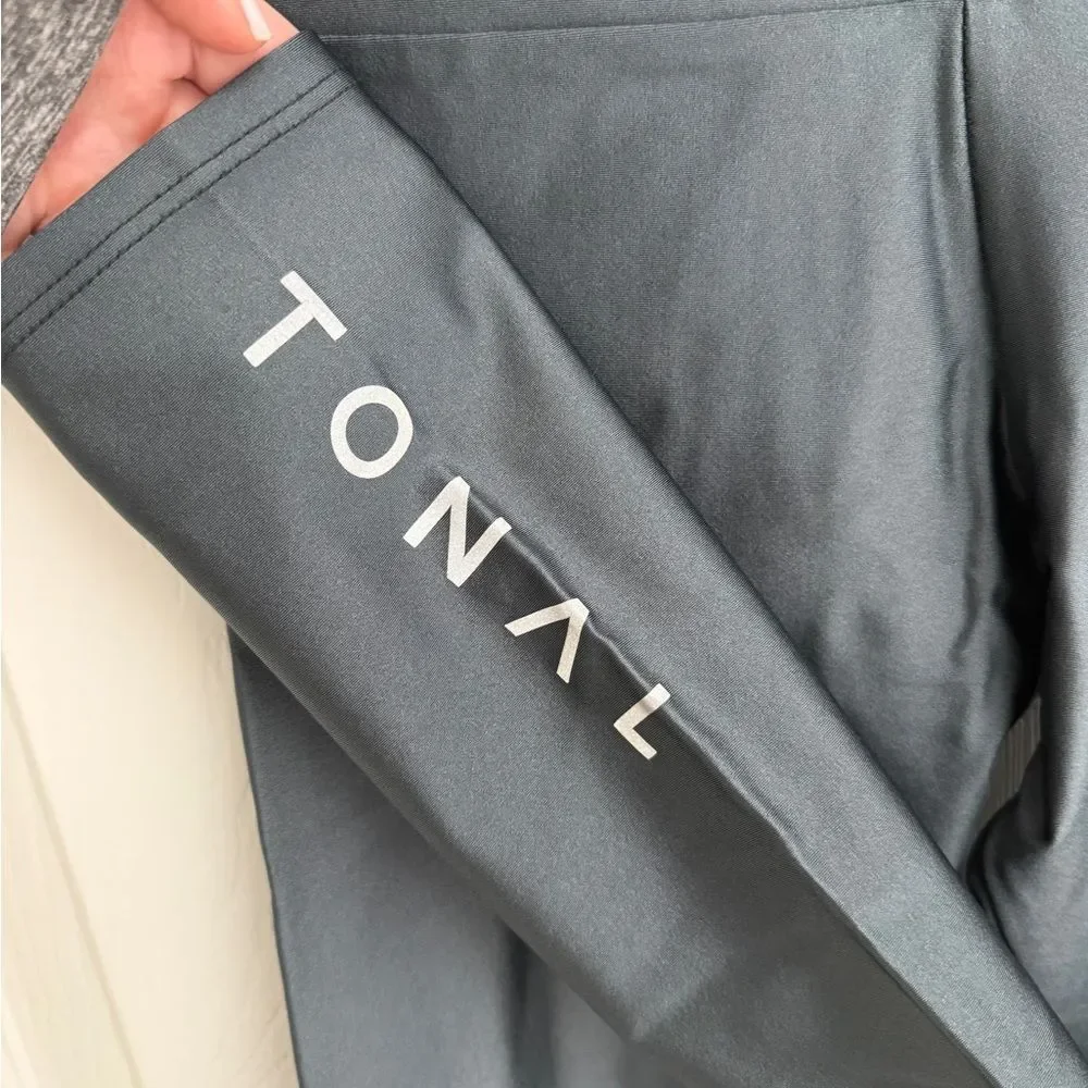 TONAL Onzie 7/8ths Athletic Legging Blue Metallic Women’s Size S